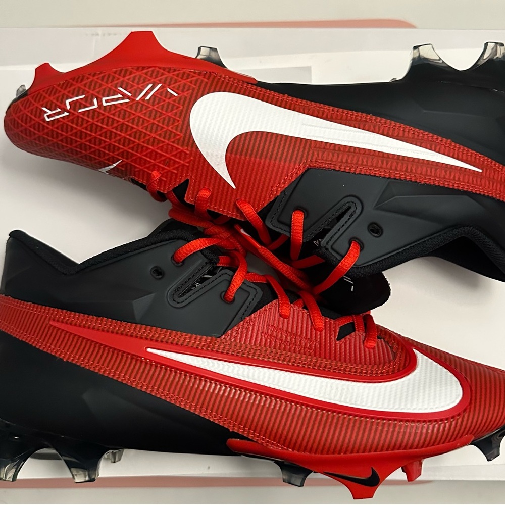 Nike Vapor Edge Elite 360 2 Black Red White Football Cleats FD5713-005 Size 12.5